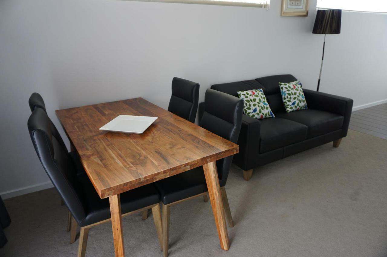 Ashmont And Port Fairy