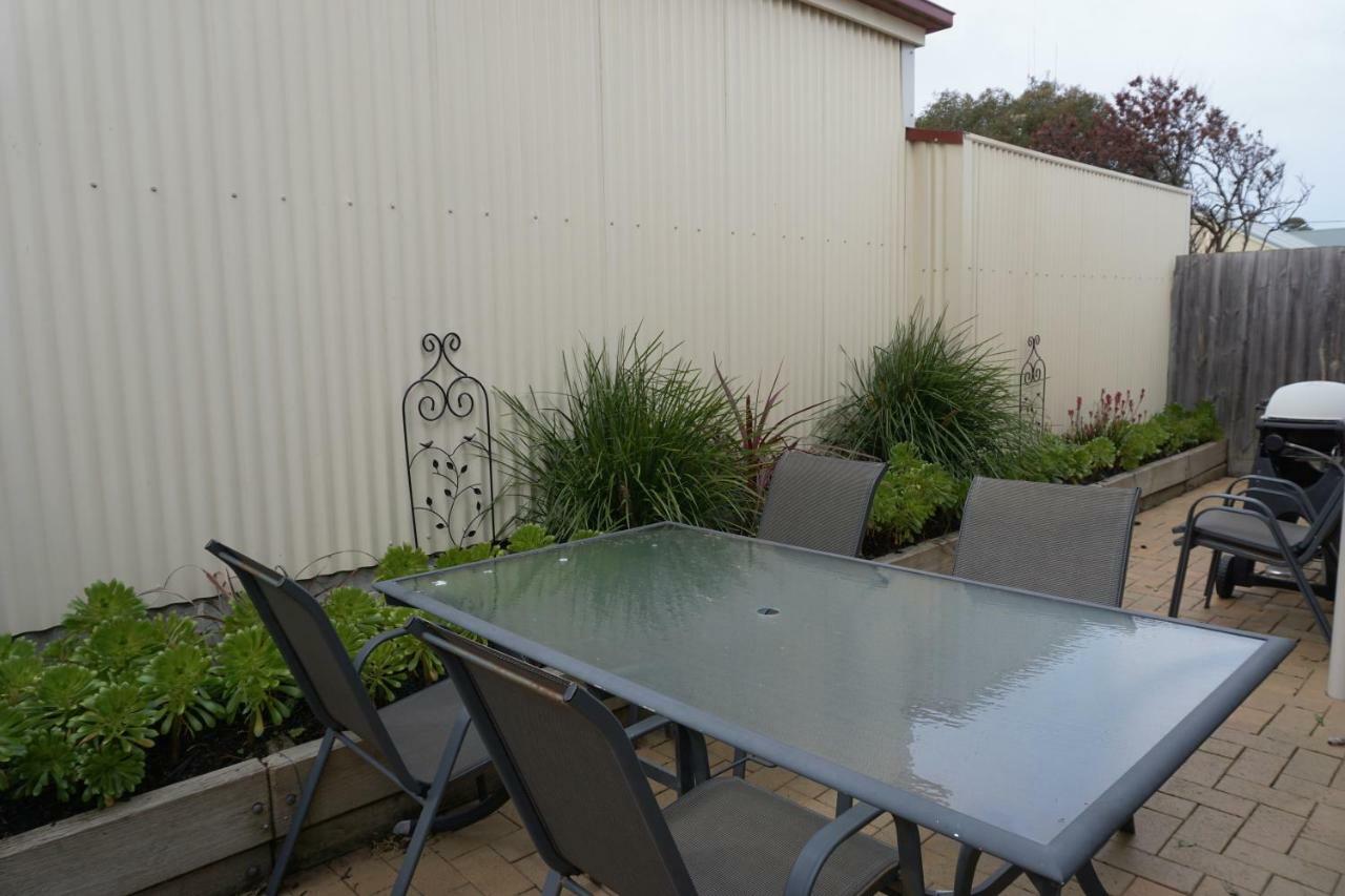 Ashmont And Motel Port Fairy